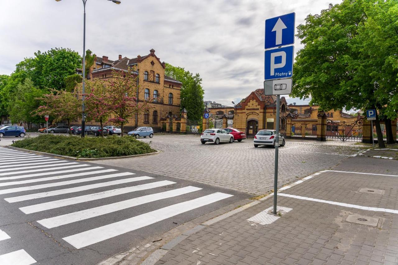 Warta View Apartments Poznan Bagian luar foto