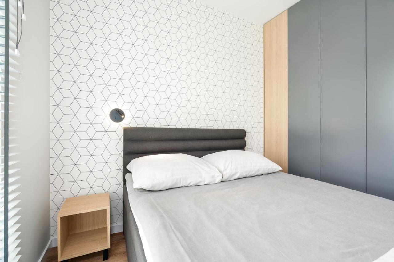 Warta View Apartments Poznan Bagian luar foto