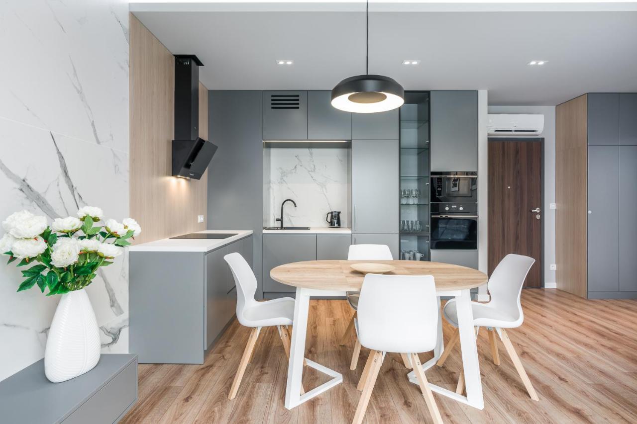 Warta View Apartments Poznan Bagian luar foto