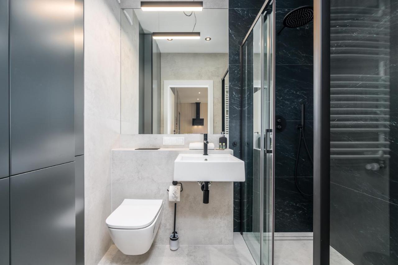 Warta View Apartments Poznan Bagian luar foto